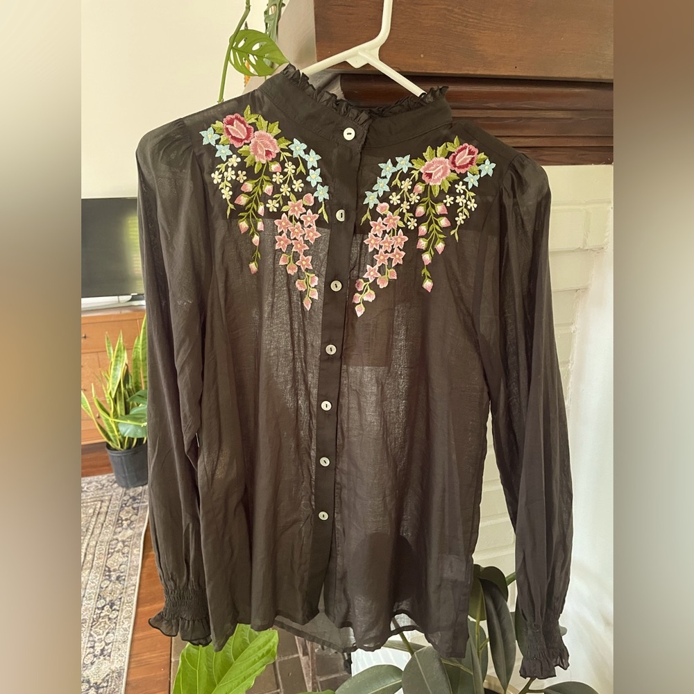 Auguste the Label Kinsley shirt.